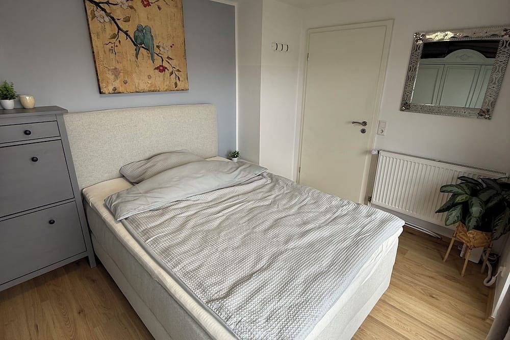 Entire apartment, Work & Relax City Apartment Krefeld in Krefeld, Lower Rhine