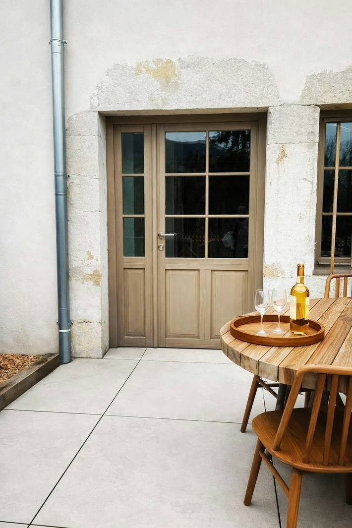Location de vacances pour 6 personnes, avec Terrasse et Jardin à Conjux