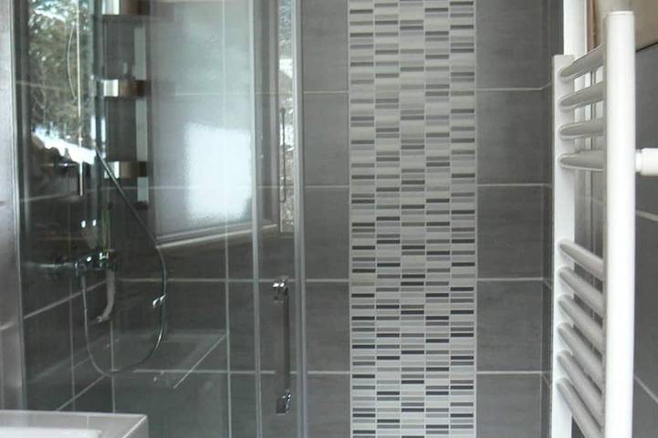 Gîte pour 8 personnes, avec jacuzzi et jardin à Le Biot - 4