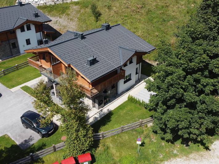 Ferienhaus für 10 Personen, mit Balkon und Terrasse sowie Garten und Sauna in Mühlbach am Hochkönig