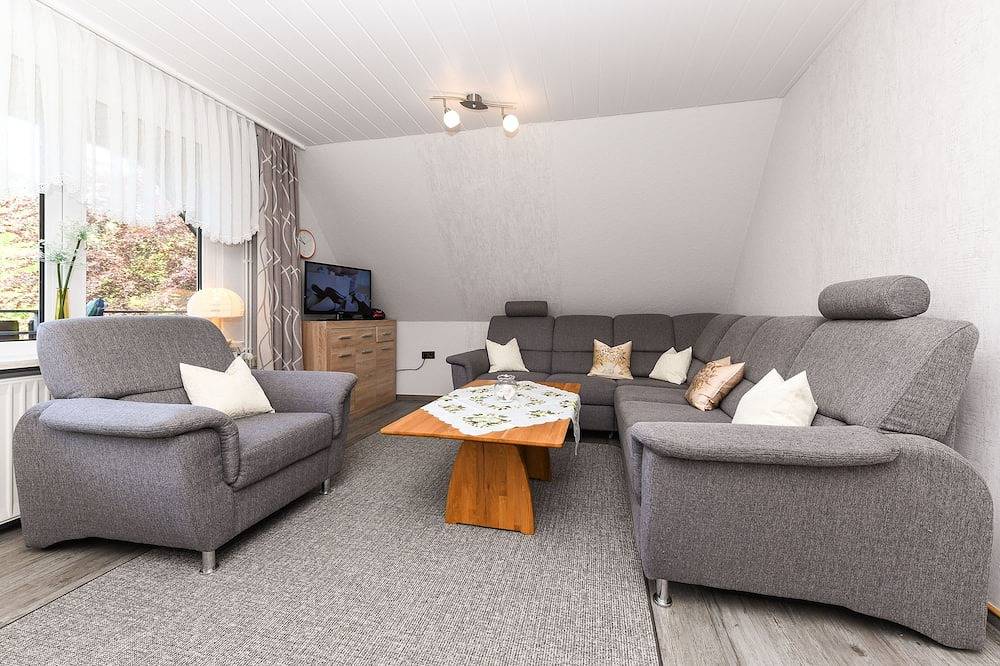 Ganze Wohnung, Ferienwohnung groß - Ferienhaus Zur Schmiede in Dunum in Dunum, Nordseeküste