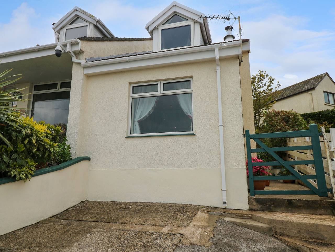 Harbour High Annex in Fishguard, Pembrokeshire