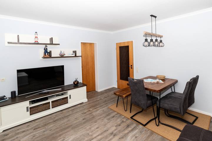 Ferienwohnung für 4 Personen, mit Garten und Sauna sowie Balkon in Döse - 3