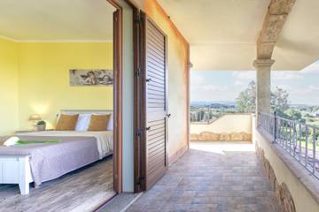 Casa Vacanza per 16 Persone in Olmedo, Provincia di Sassari, Foto 3