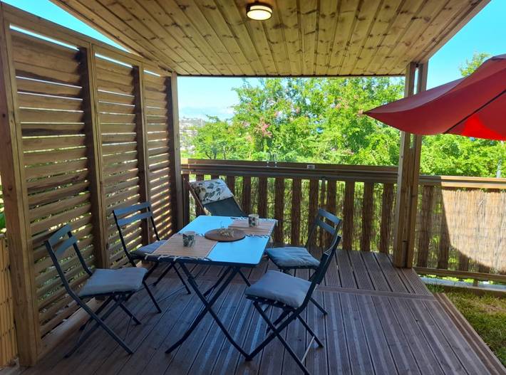 Gîte pour 7 personnes, avec balcon et jardin dans Saint-Gilles les Bains - 2