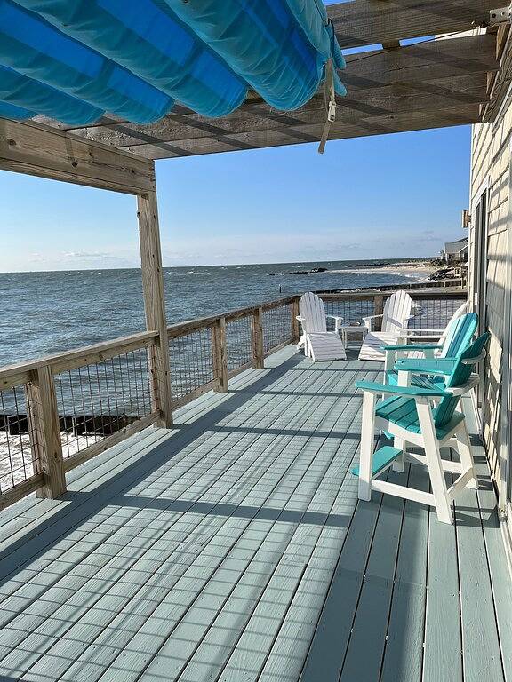 Familien-Cottage am Strand mit endlosem Blick auf die Bucht, Baujahr 2016 in Chesapeake Bay