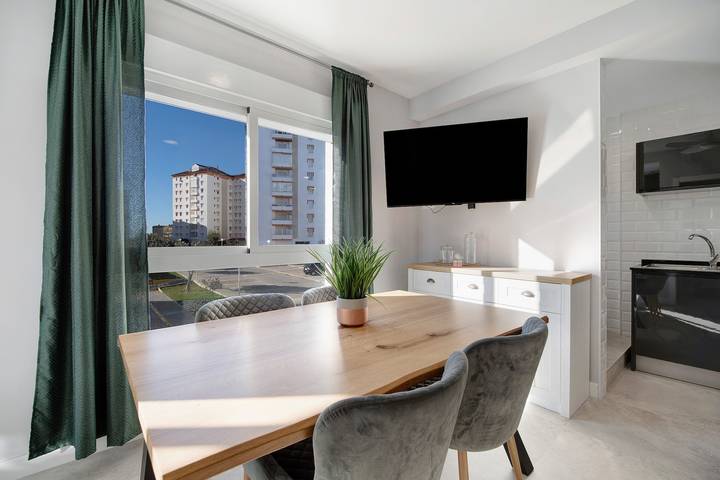 Ganze Wohnung, Ferienwohnung "Refugio del Mar" mit Meerblick, Gemeinschaftspool und Wlan in Playa de Valdelagrana (El Puerto de Santa María), El Puerto de Santa María