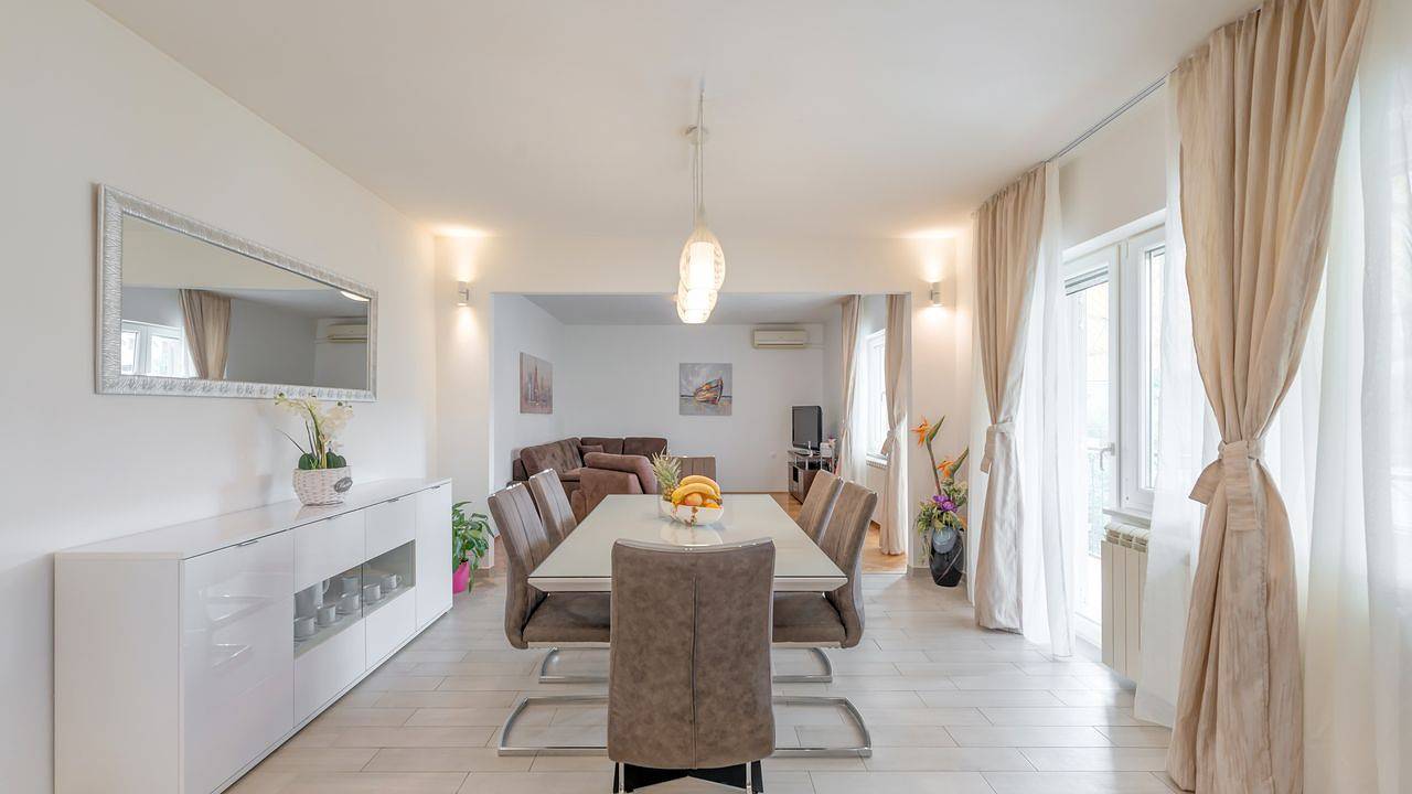 Ganze Ferienwohnung, Ferienwohnung für 6 Personen (90 m²) in Slatine in Slatine, Ciovo