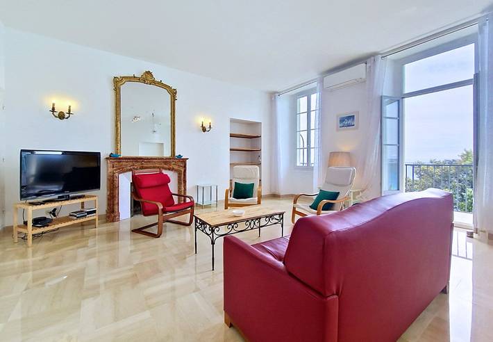 Gîte pour 6 personnes, avec Balcon dans Place Massena - 4