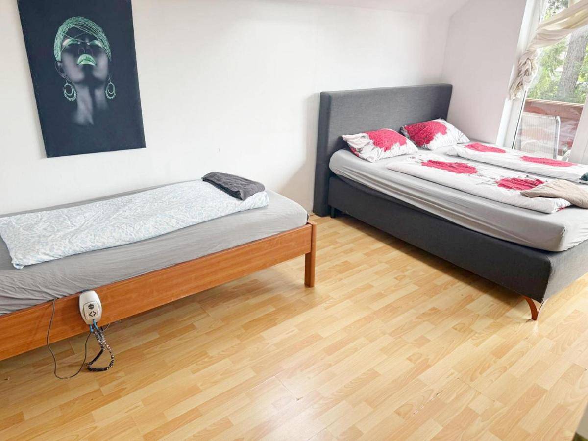 Ganze Wohnung, Cozy Private Rooms in Beautiful Garden Villa with Wifi in Floridsdorf, Wien