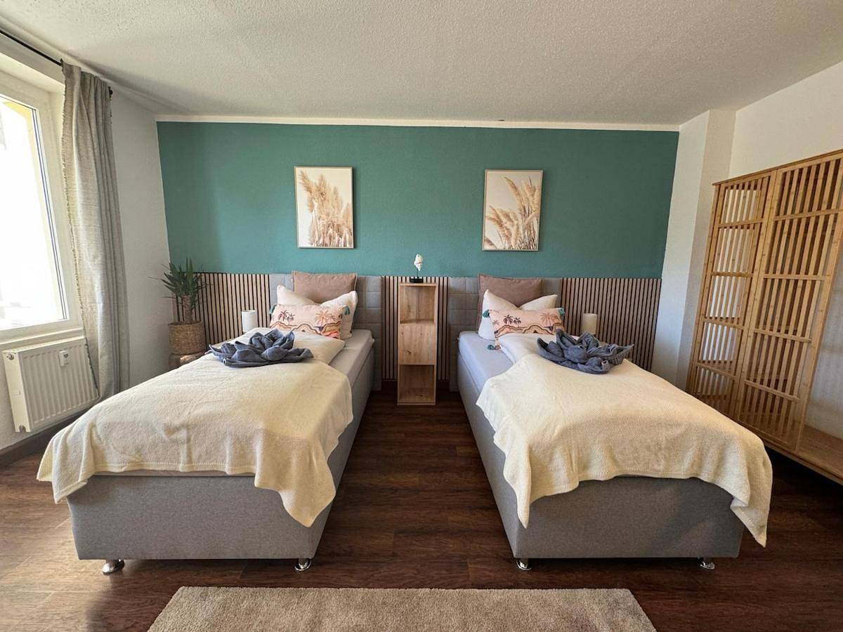 Ganze Wohnung, Ferienwohnung 2 im Beachhouse am Goitzschesee - strandnah, familienfreundlich & komfortabel in Bitterfeld, Bitterfeld-Wolfen