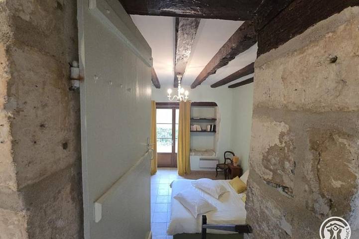 Gîte pour 7 personnes, avec jardin, animaux acceptés à Sorges - 4