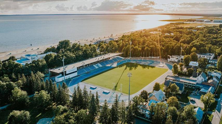 Location de vacances pour 4 personnes, avec balcon ainsi que vue et sauna à Pärnu