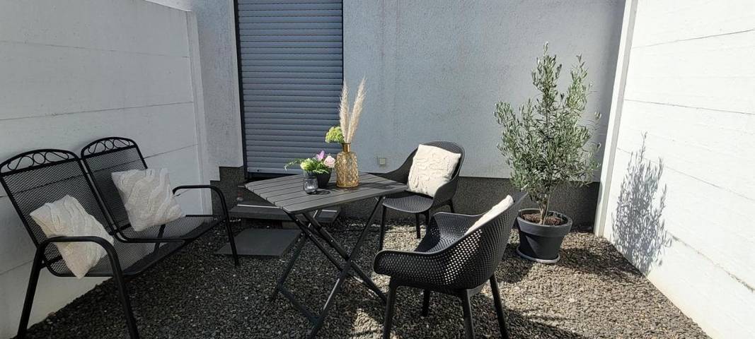 Ferienwohnung für 3 Personen, mit Balkon und Terrasse sowie Ausblick in Heinsberg - 2