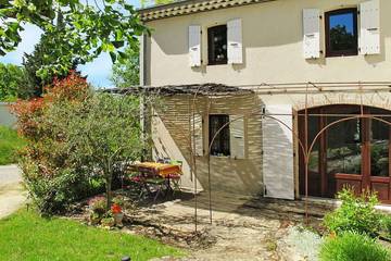 Location de vacances pour 2 personnes, avec jardin à La Touche
