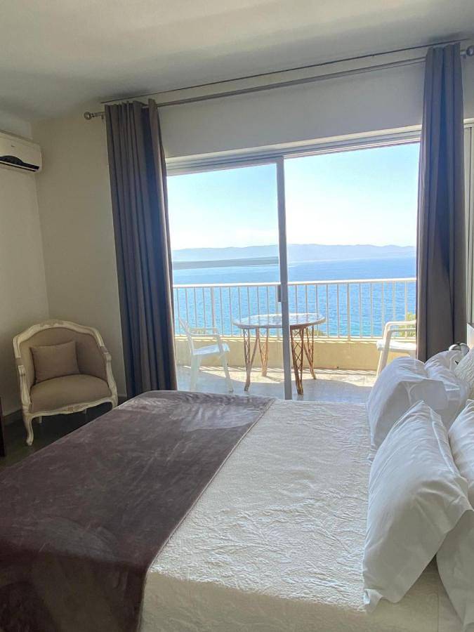 Double Room - Scrubland View in Ajaccio, Golfe D'Ajaccio