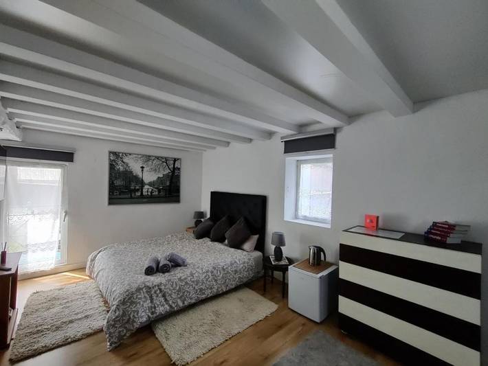 Ferienwohnung für 2 Personen, mit Balkon und Terrasse sowie Garten und Ausblick in Bilbao - 2