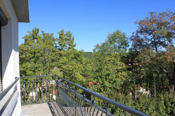 Gîte pour 6 personnes, avec vue et jardin à Châtel-Guyon - 4