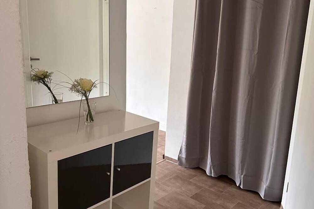 Ganze Wohnung, Neu! Kleines Glück Illingen in Illingen, Saarland