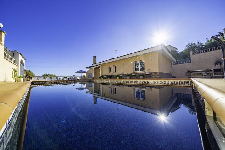 Chalet para 8 personas, con balcón y jardín en Maresme - 2