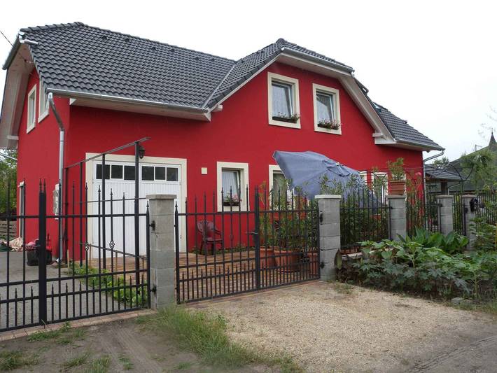 Ferienwohnung für 10 Personen, mit Garten in Balatonfenyves