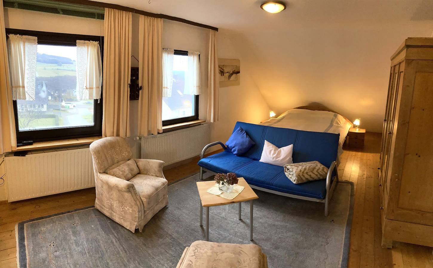 Gesammte 1. Etage (Appartement + beide Dz) in Henau, Nahetal