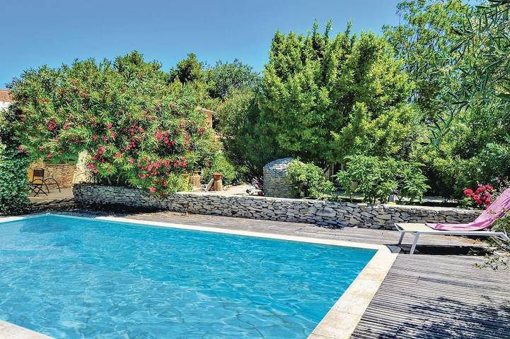 Casa de vacaciones para 4 personas, con piscina y jardín - 1