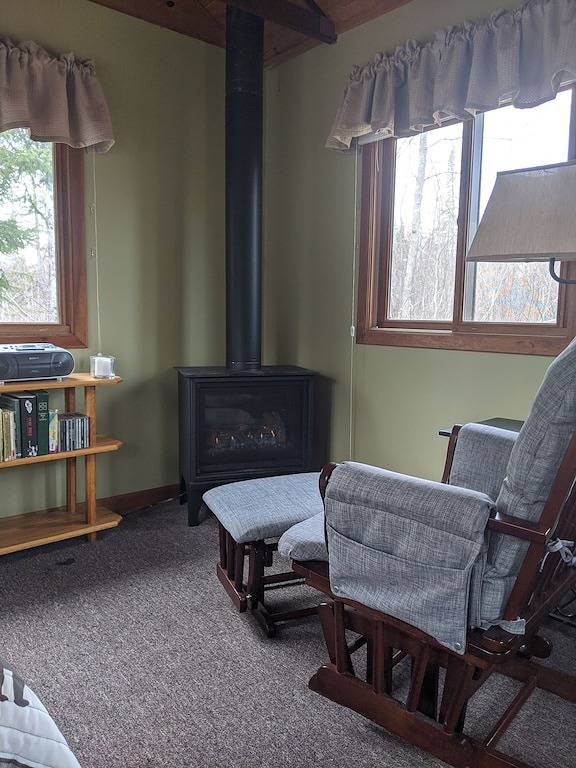 Rustic Personal Retreat Cabin, \"Sunrise\" in Oberer See