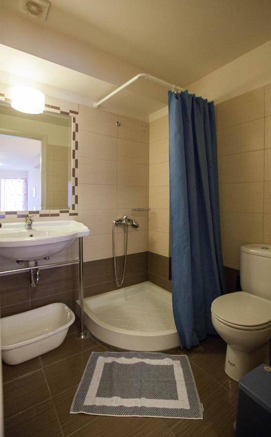 Ferienhaus für 2 Personen, mit Garten und Ausblick sowie Terrasse in Tolo - 2