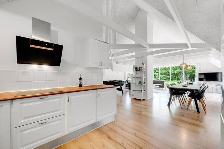 Villa für 13 Personen, mit Pool und Balkon/Terrasse sowie Whirlpool und Sauna in Vester Husby - 4