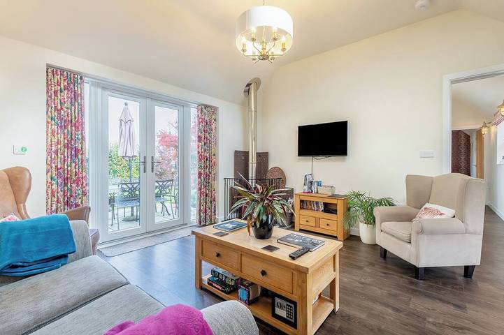 Cottage for 4 people, with hot tub and garden in Dorset