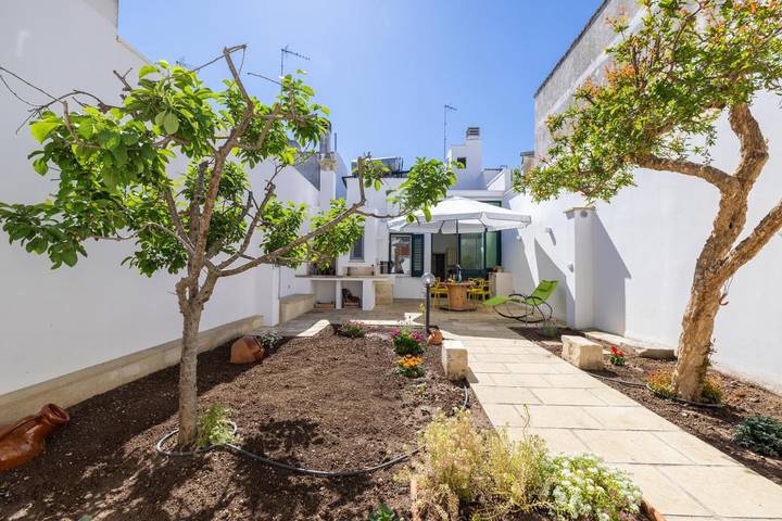 Casa vacanza per 6 persone, con Giardino e Panorama a Sogliano Cavour