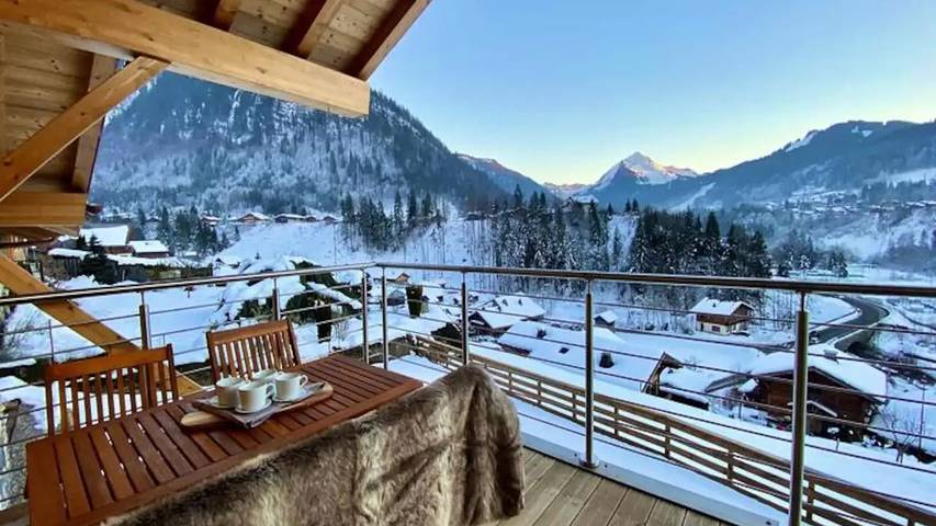 Chalet pour 11 personnes, avec jardin ainsi que piscine et sauna, animaux acceptés à Montriond - 2