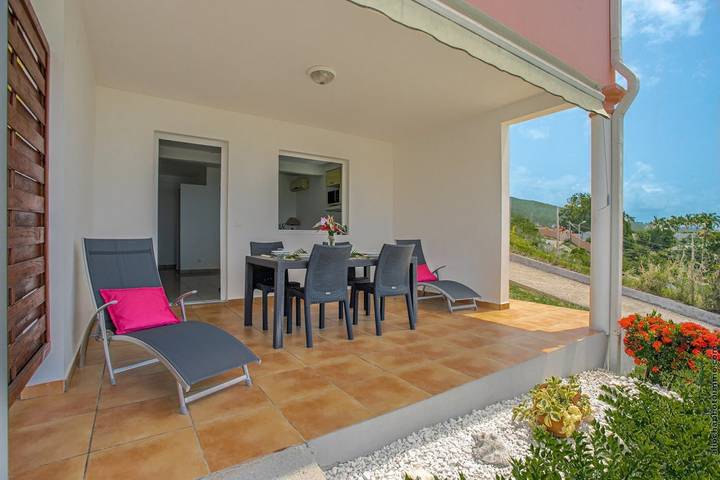 Gîte pour 4 personnes, avec terrasse à Le Diamant - 4