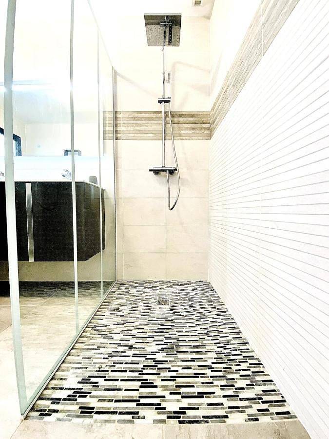 Location de vacances pour 6 personnes, avec piscine et jardin, animaux acceptés à Étaules - 3