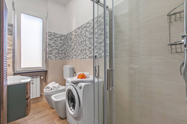 Appartamento intero, La Genzianella - Studio for 4 with Balcony & Ac in Andora, Riviera di Ponente