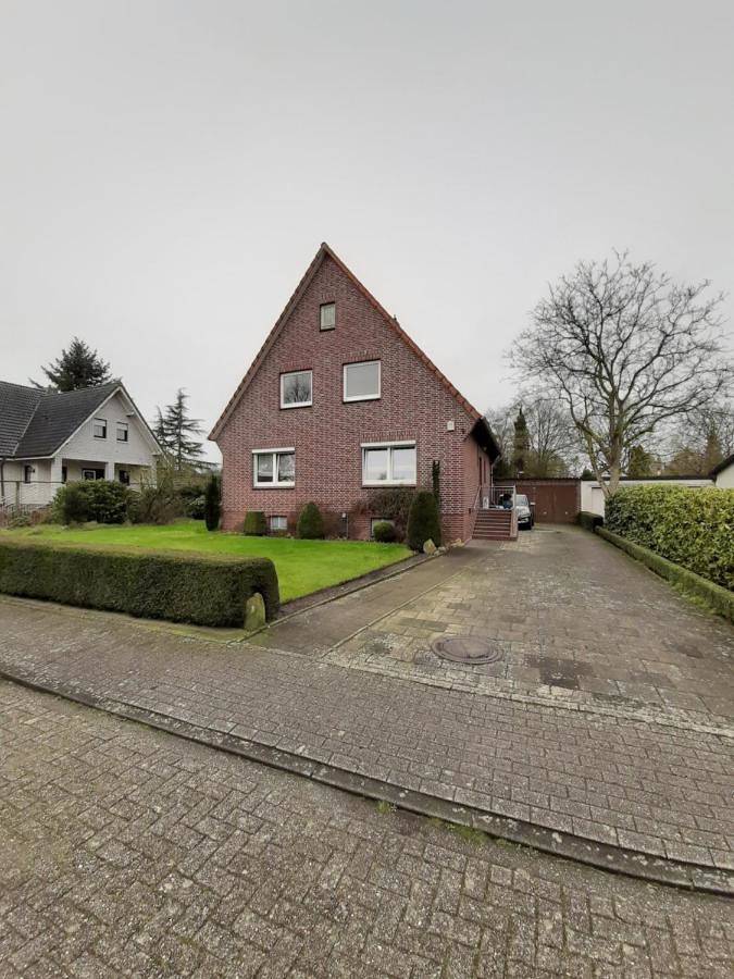 Ferienwohnung für 6 Personen, mit Garten in Schortens - 2