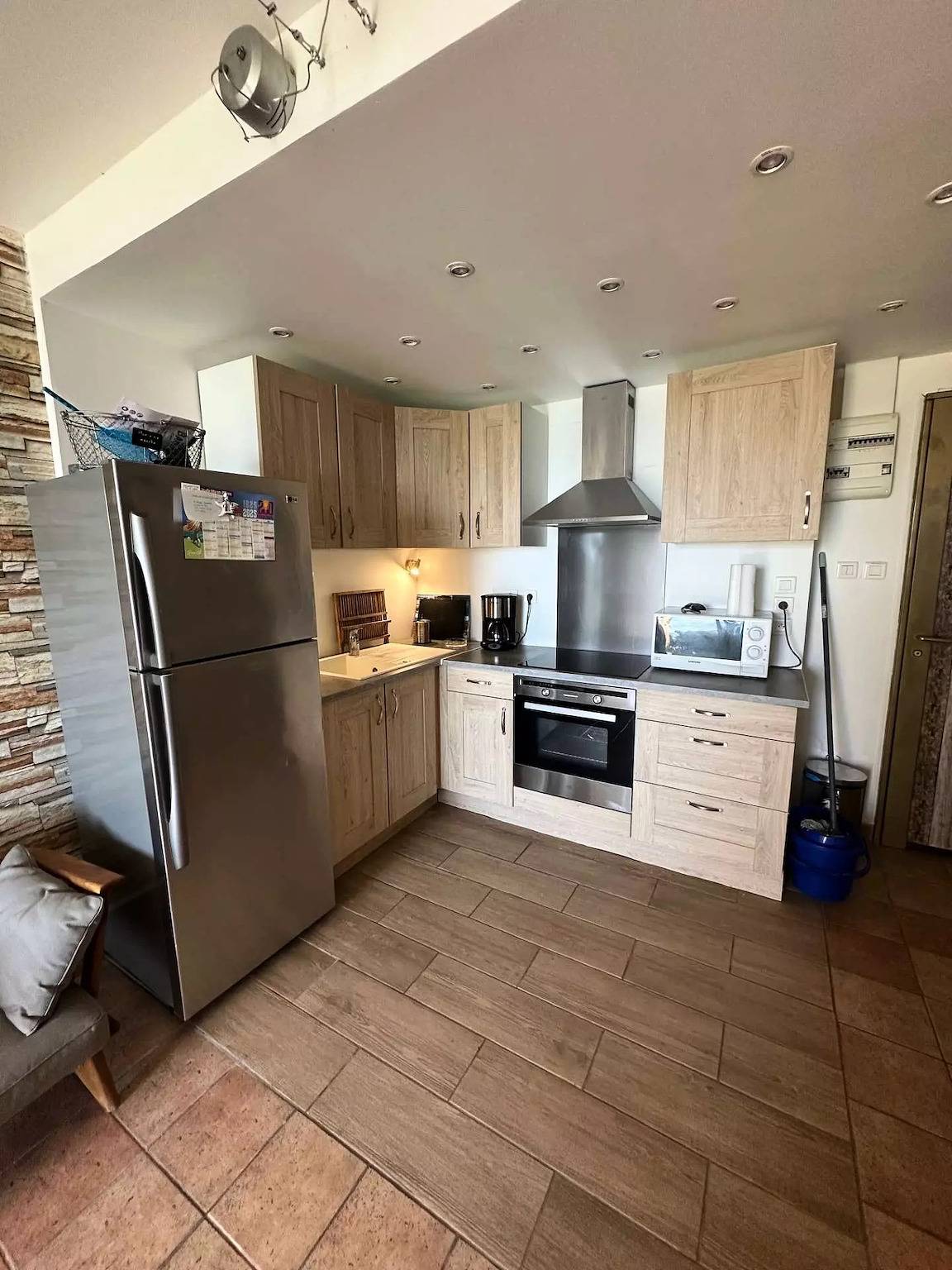 Appartement entier, Joli T2 avec jardin avec un accès direct a la mer  in Les Lecques, Saint-Cyr-sur-Mer