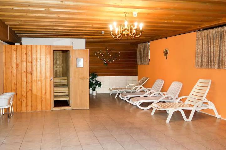 Ferienwohnung für 6 Personen, mit Garten