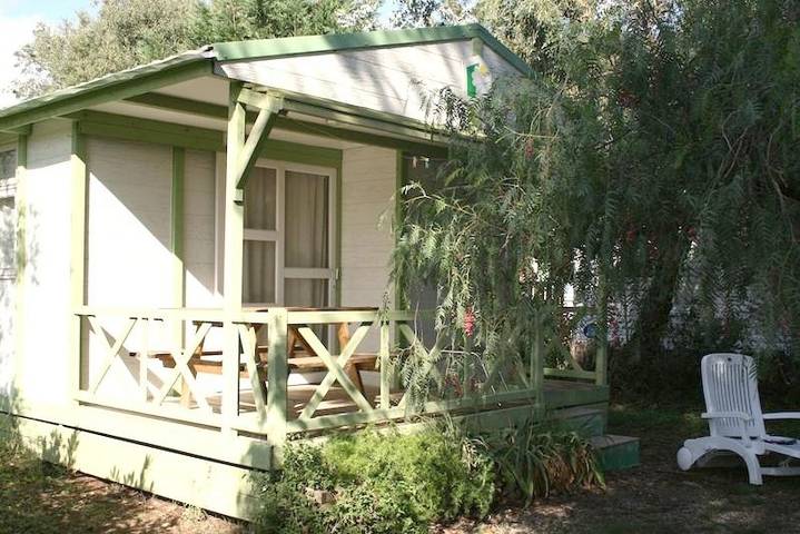 Location de vacances pour 3 personnes, avec piscine ainsi que bassin pour enfant et jardin à Prunelli-di-Fiumorbo - 3