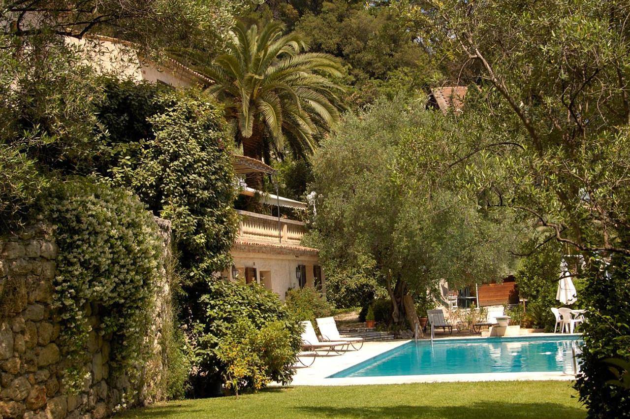 Double Room in Mougins, Côte méditerranéenne (France)