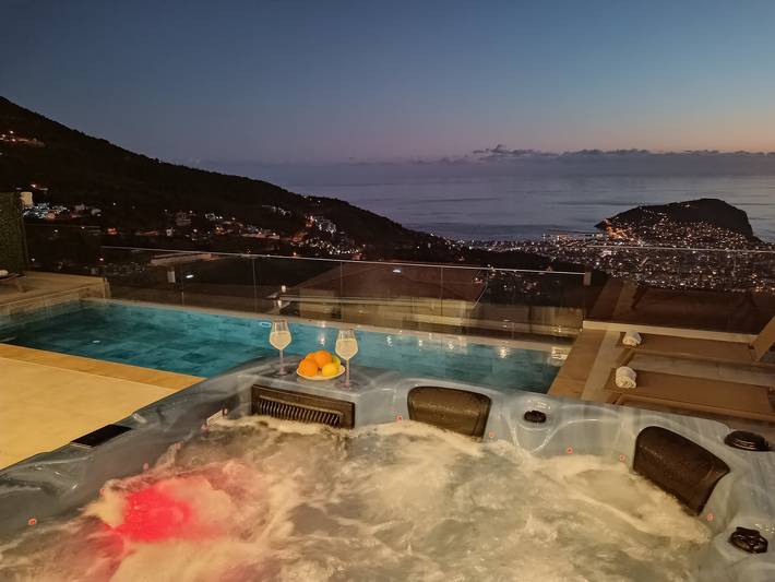 5 Star Villa Horizon – Mountain & Sea Escape in Alanya, Provincia de Antalya