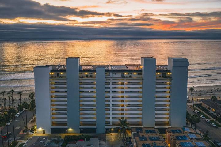 Vacation rental for 6 people, with terrace and pool as well as hot tub in Pacific Beach