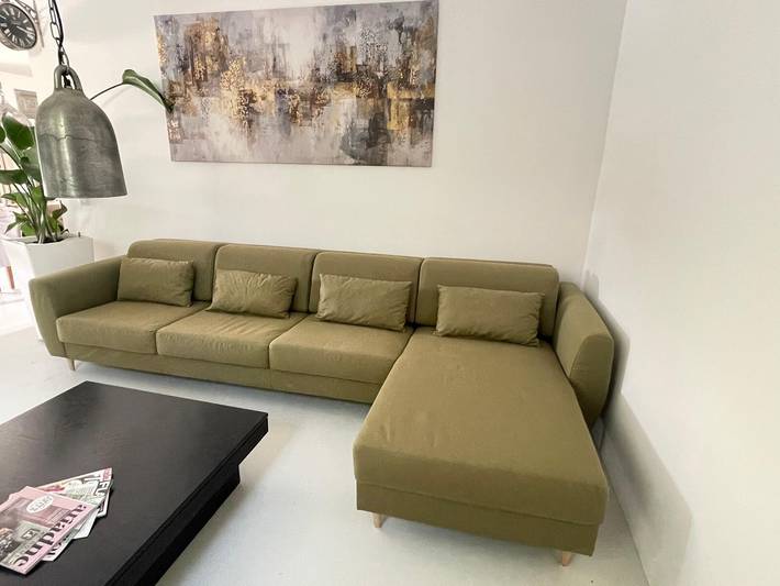 Casa vacanze 'Vila Telheiro' con vista sulle montagne, Wi-Fi e aria condizionata in Santa Bárbara de Nexe, Distretto di Faro