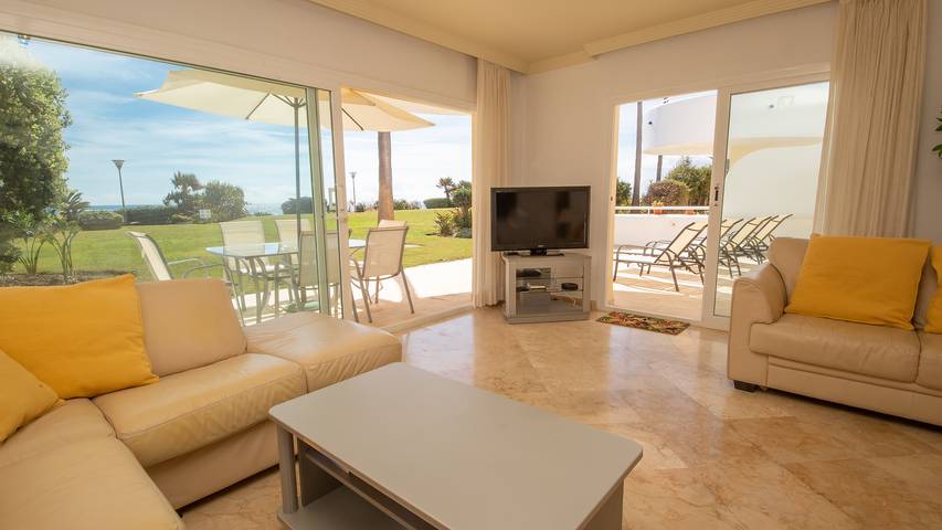 Ferienwohnung für 4 Personen, mit Terrasse und Pool in Estepona - 2