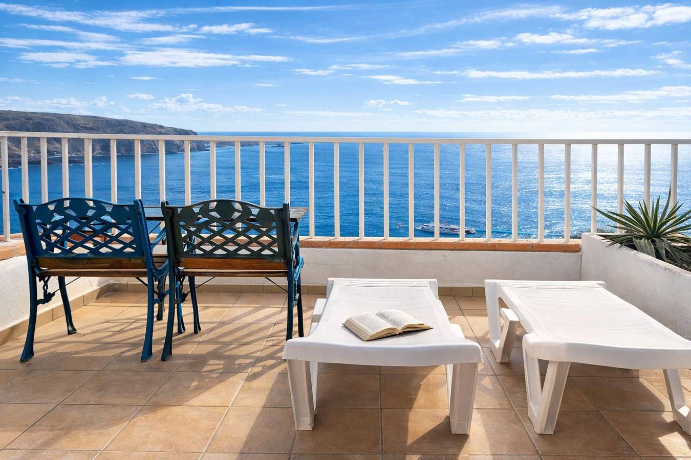 Ganze Wohnung, Panoramic Sea View Apartment in Los Cristianos, Arona
