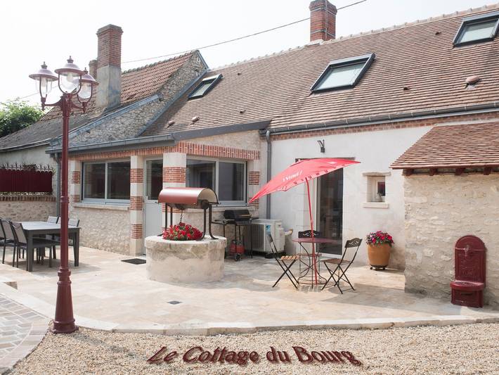 Gîte pour 6 personnes, avec Terrasse ainsi que Jardin et Sauna