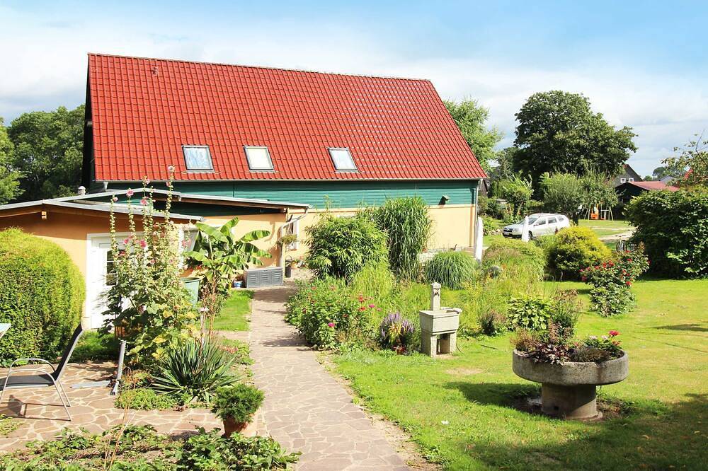 Meise - Family Pension & Apartments Lindenhof in Kachlin, Dargen