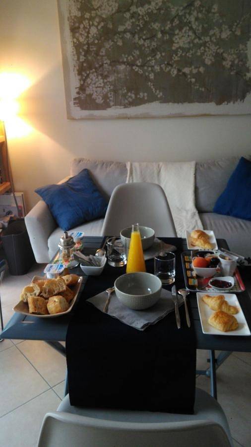Chambre et petit déjeuner près de la mer in Saint-Pair-sur-Mer, Côte de la Déroute