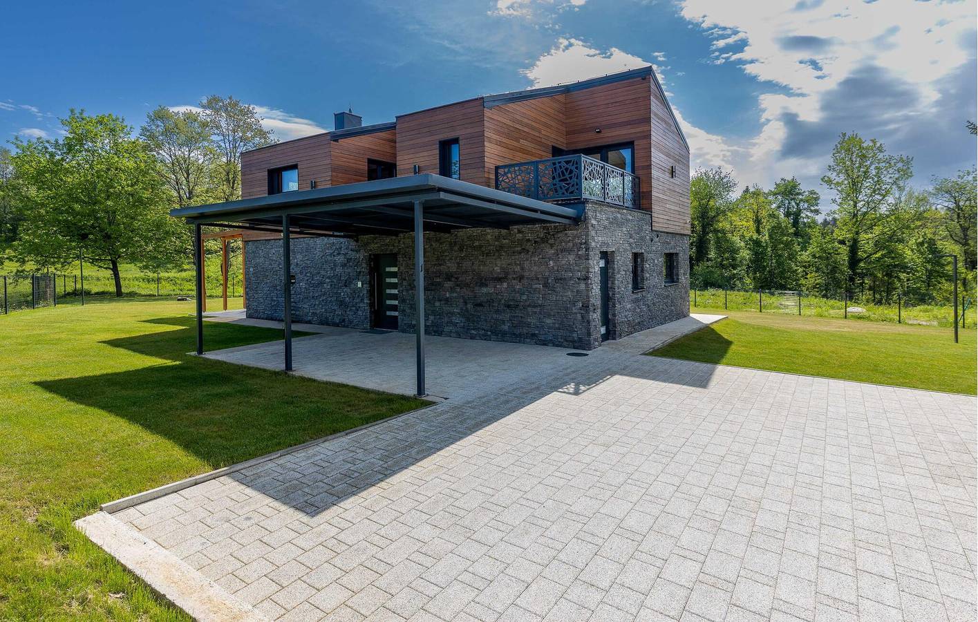 Entspannendes Apartment mit 2 Schlafzimmern und Pool in der Nähe des Stadtzentrums von Slunj in Slunj, Karlovac und Umgebung